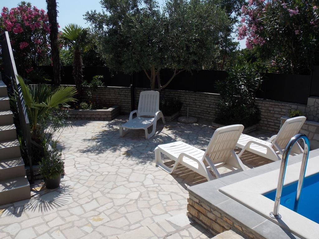Aurelia Apartment Liznjan Exterior photo